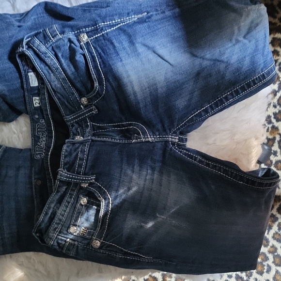 Miss Me Boot Jean 27 rhinestones and studs very sparkly - Picture 8 of 11